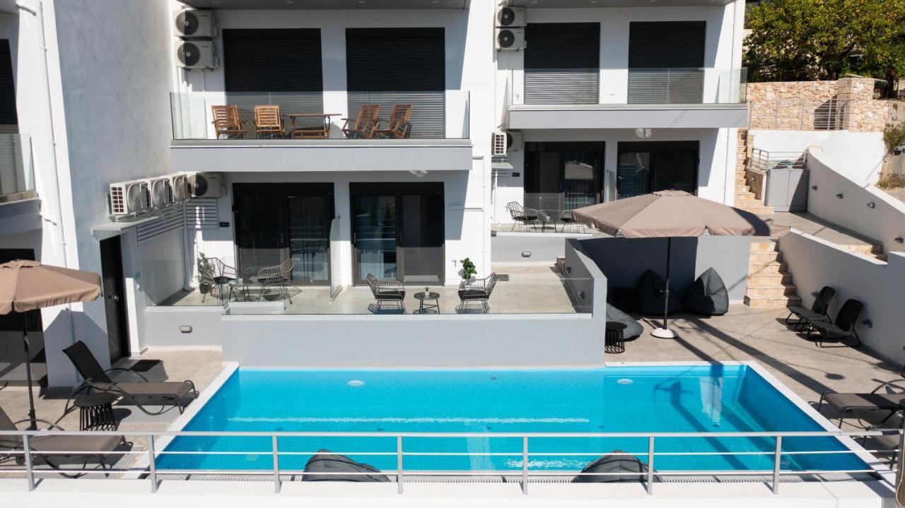 Clelia'S And Dione'S Design Studios Swimming Pool Nikiana Exterior foto
